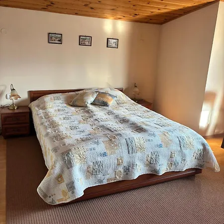 Kalaydzhiev Pensión *