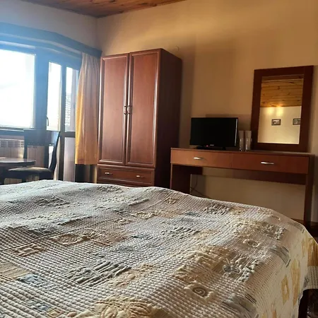 Pensión Kalaydzhiev *